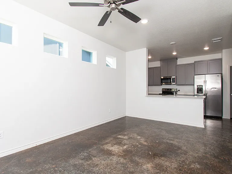 319 Riptide Rd #A — Photo 2