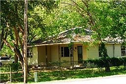 1st image of 204 S 4th St