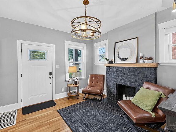 5th image of 5620 Islington Ave