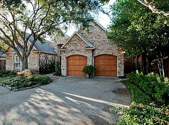2nd image of 4004 Wellingshire Ln