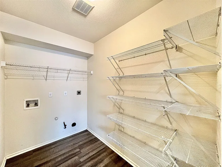 2221 Pearson Way — Photo 11
