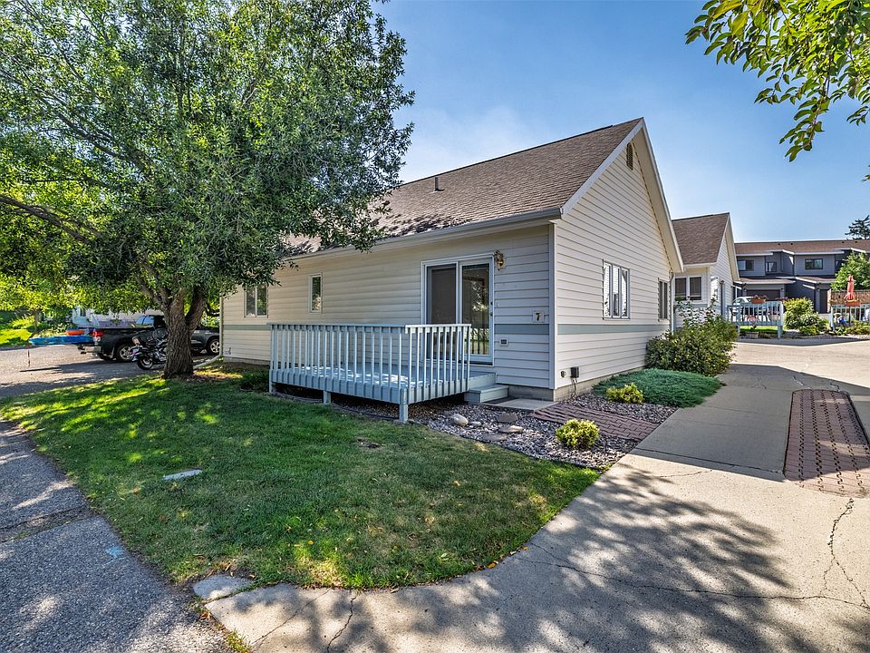 1st image of 7 Spring Hollow Ct
