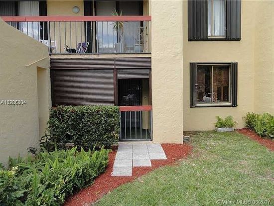 4th image of 737 SE 1st Way APT 106