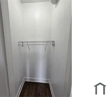 2 bed, $1,686 — Photo 1