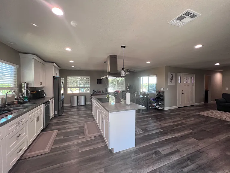 16885 Brandt Rd — Photo 3