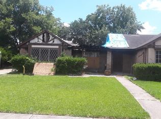13915 Bonnercrest Dr, Houston, TX 77083