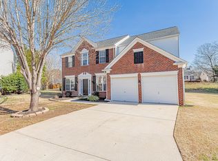 8 Teton Ct, Simpsonville, SC 29681