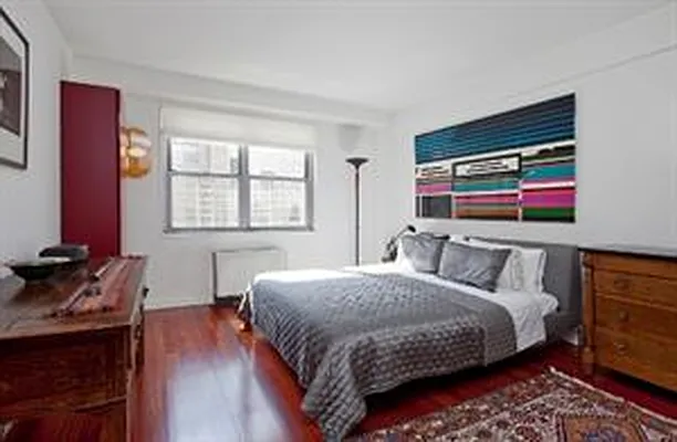 Rented by Douglas Elliman | media 8