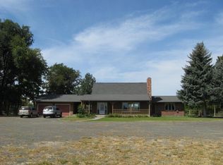 735 Jeannes Rd, Lowden, WA 99360