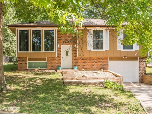 1607 Shady Ct, Jefferson City, MO 65109