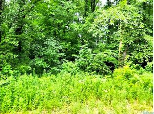 6051 Meade Rd, Sylvania, OH 43560