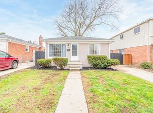 1724 8th St, Wyandotte, MI 48192