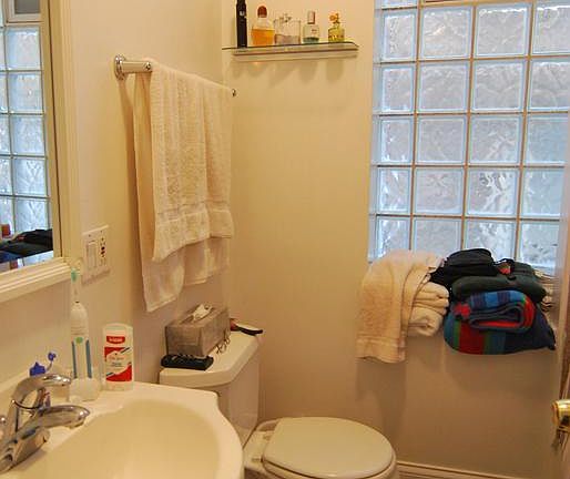 3rd image of 1720 W Beach Ave #2A