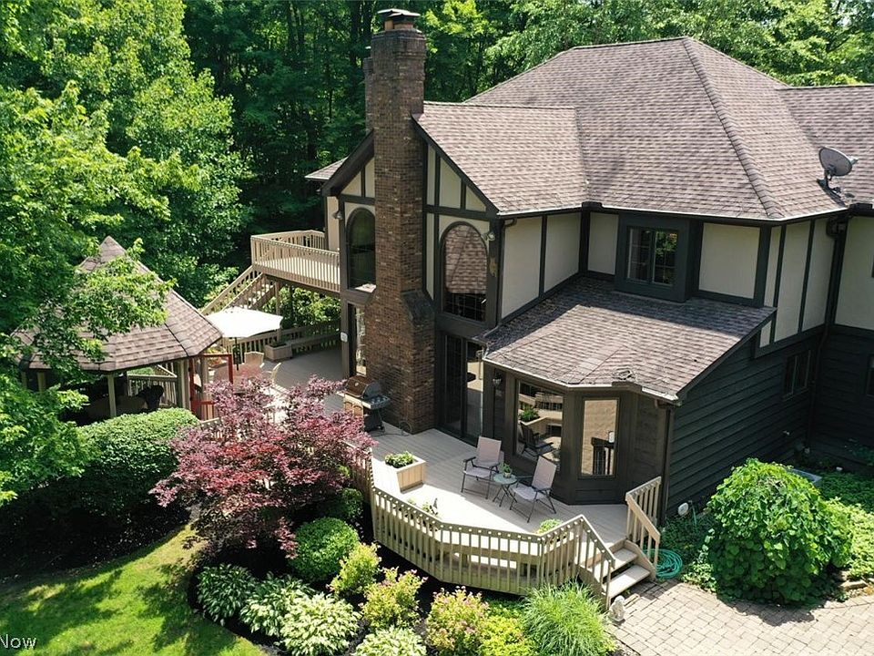 8828 Galloway Trl, Novelty, OH 44072 Zillow