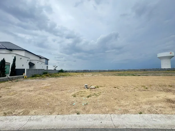 710 Ocio Dr, Laredo, TX 78045