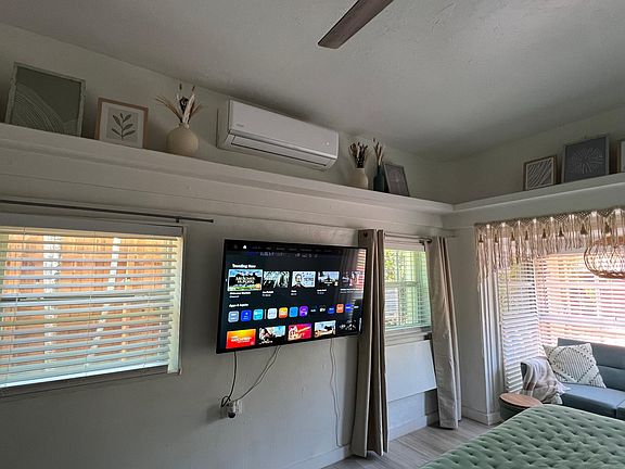 55 in Smart TV w/ Local Broadcast, New Mini-split Smart AC