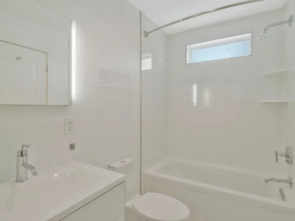 1103 9th St NE #1, Washington, DC 20002