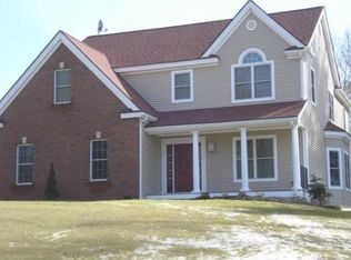 44 High Point Dr, North Grafton, MA 01536
