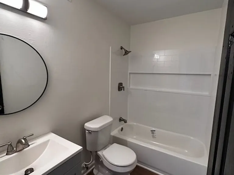 7437 Private Ln #12 — Photo 6