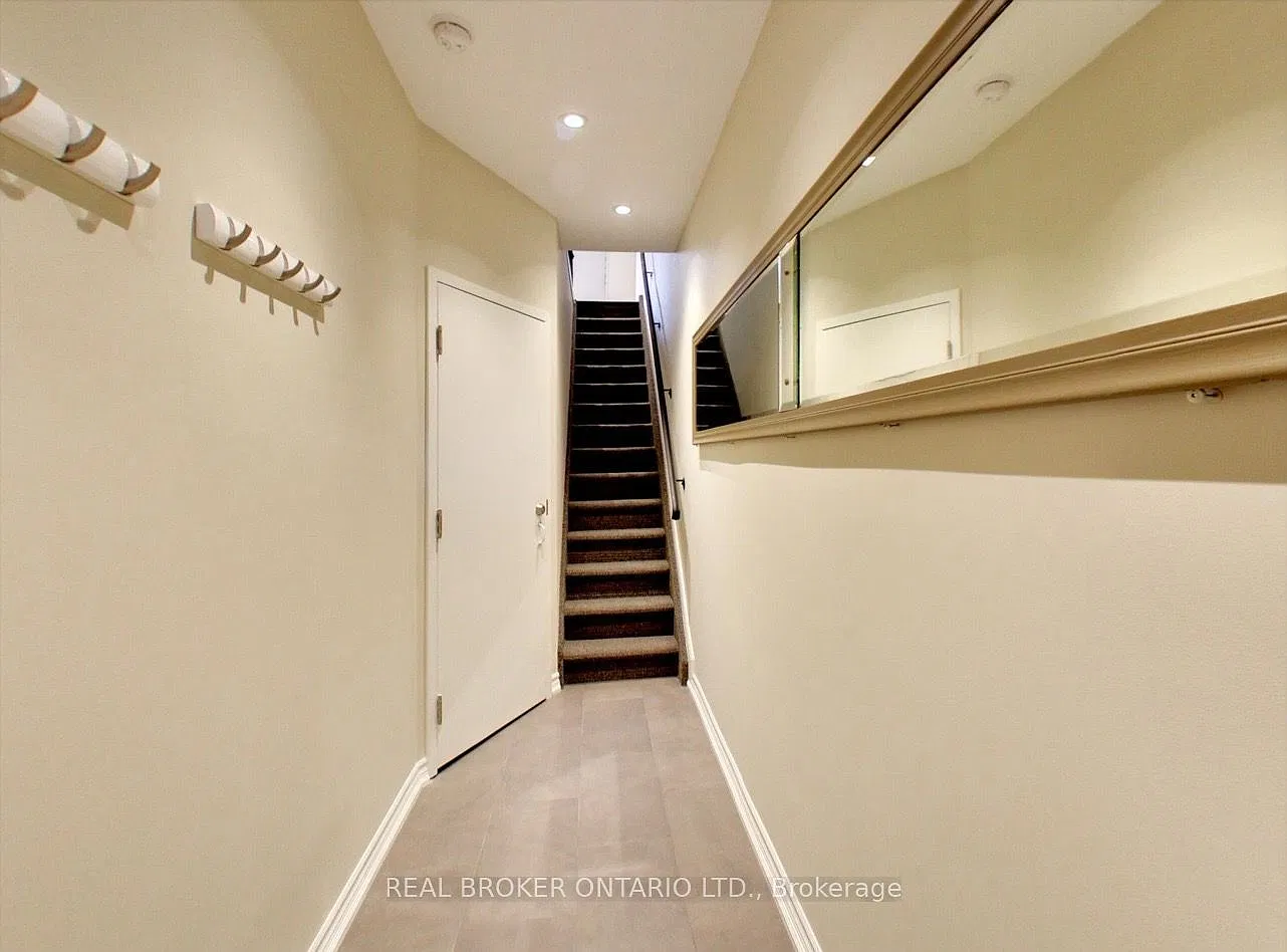 3 bed, $3,500 — Photo 3