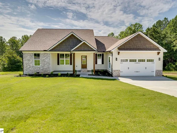 3352 Earls Bridge Rd, Easley, SC 29640