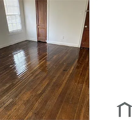 1835 Rivercrest St — Photo 4