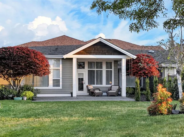 1415 Madeira Pl, Parksville, BC V9P 2Y6