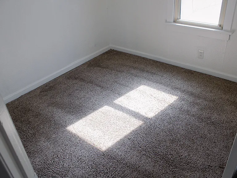 1105 Richard Dr — Photo 7