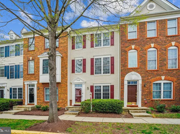 25370 Radke Ter, Chantilly, VA 20152