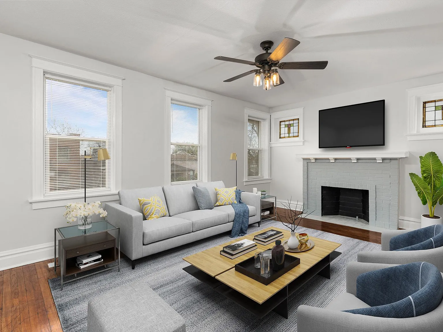 2 bed, 1200 sqft, $1,350 — Photo 3