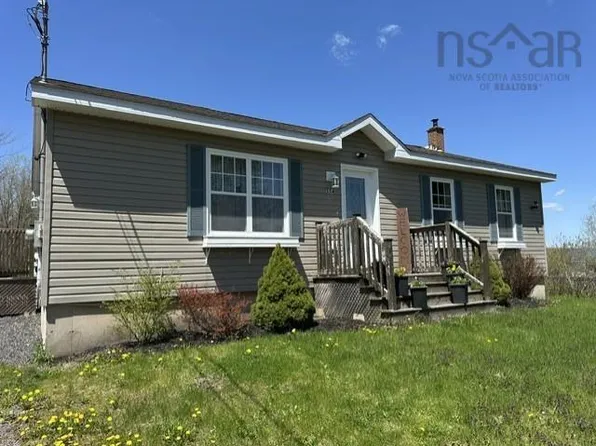 1554 N Main St, Westville, NS B0K 2A0
