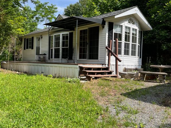 221 Hermit Dr