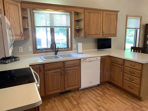 Bright workspaces in kitchen