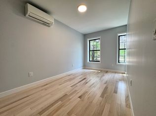546 Van Buren St #2, Brooklyn, NY 11221