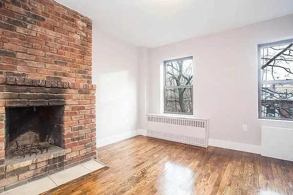 Rented by Vector New York, LLC | media 16