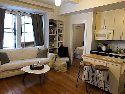 Rented by East Coast Asset Group | media 25