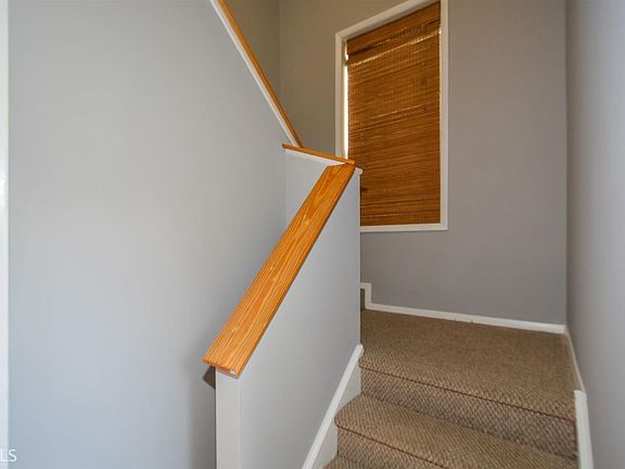 3rd image of 1601 Cumberland Ct SE #1601