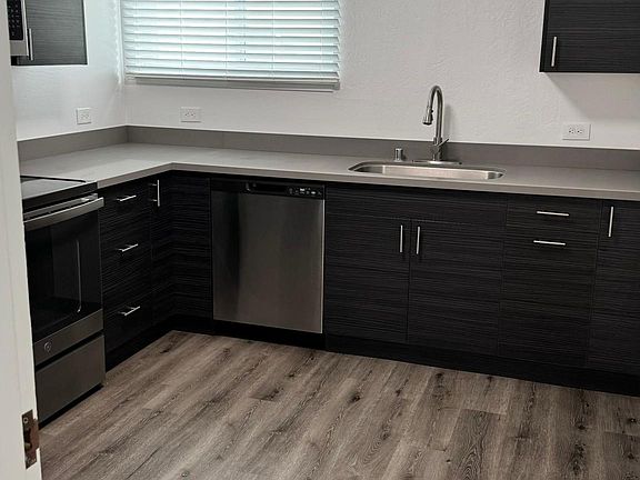 2nd image of 82 Linden Ave APT 2