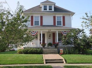 409 Ellis Ave, Bellevue, OH 44811