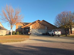 7408 W Zinnia Cir, Sioux Falls, SD 57106