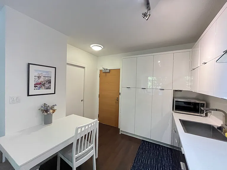 1777 W 7th Ave #212 — Photo 3