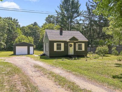 2304 Central Ave, Muskegon, MI, 49445