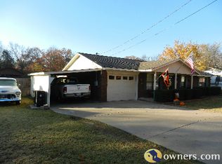 106 Thompson Ave, Poteau, OK 74953