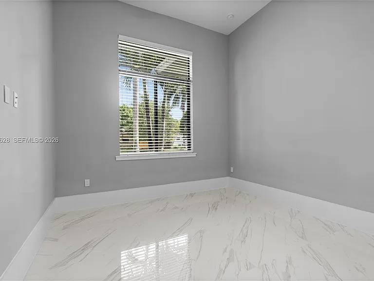 9340 SW 177th St — Photo 20