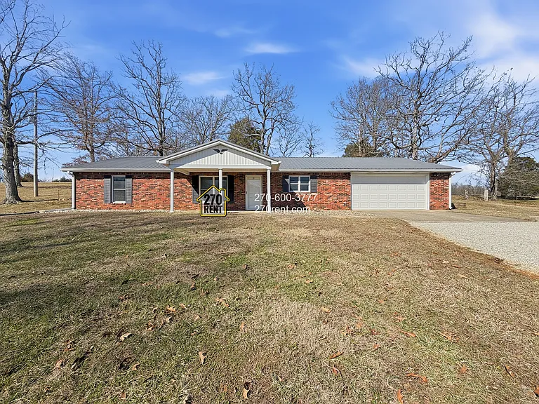 2390 Brandenburg Rd — Photo 1