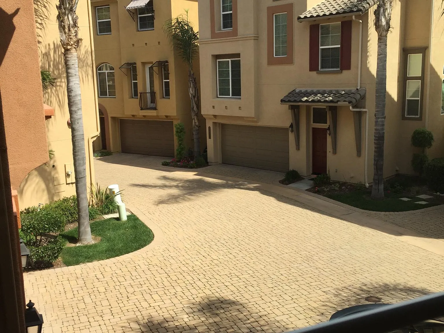 2909 Villas Way — Photo 2