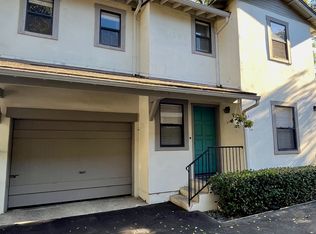 620 W Carrillo St, Santa Barbara, CA 93101