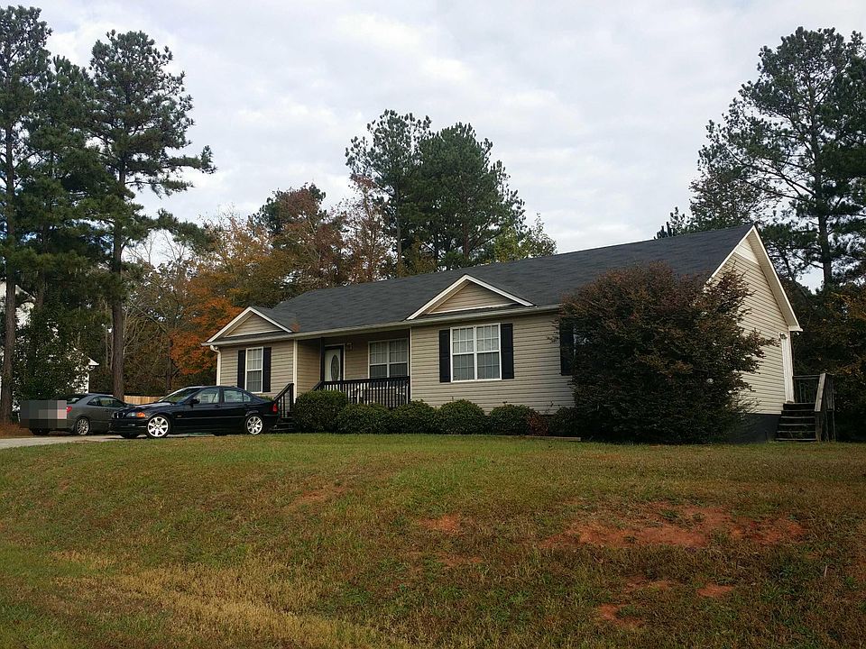 2nd image of 240 Chesterton Dr