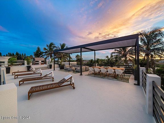 4th image of 1655 Highway A1a
