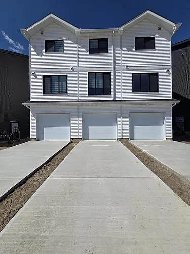 1207 Keswick Dr SW Photo 1